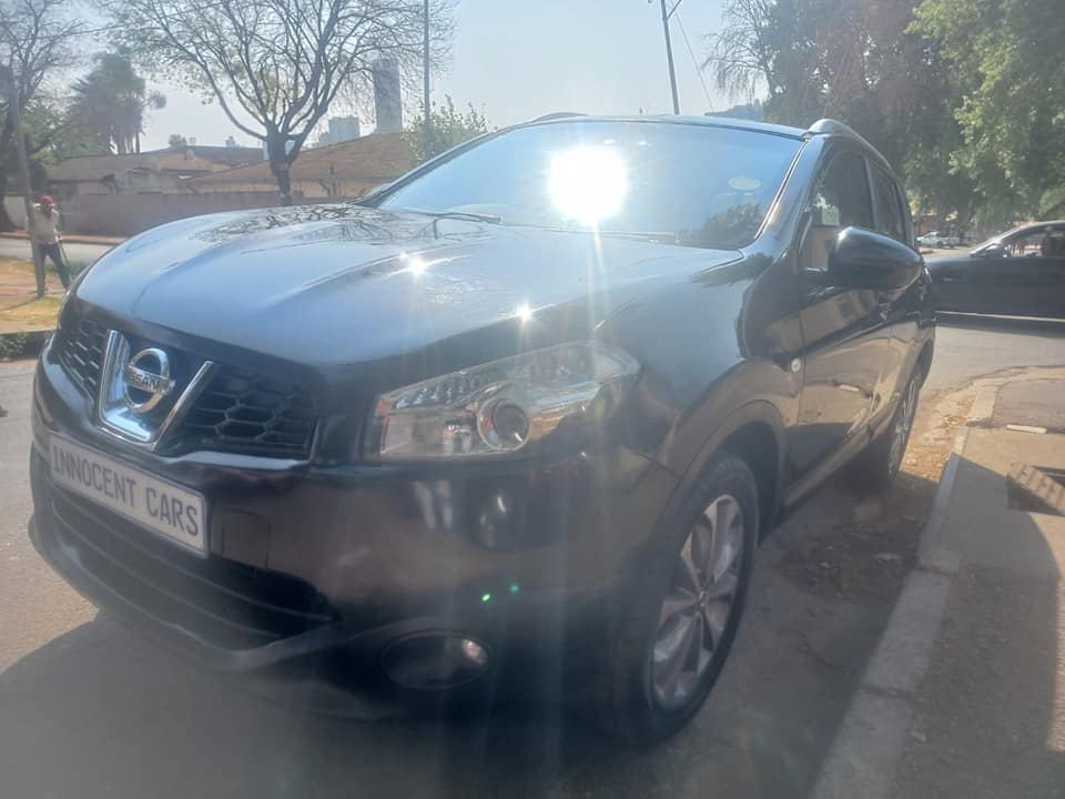2014 NISSAN QASHQAI 1.6 PETROL, AUTOMATIC, PURPLE COLOR, MILEAGE 81000KMS