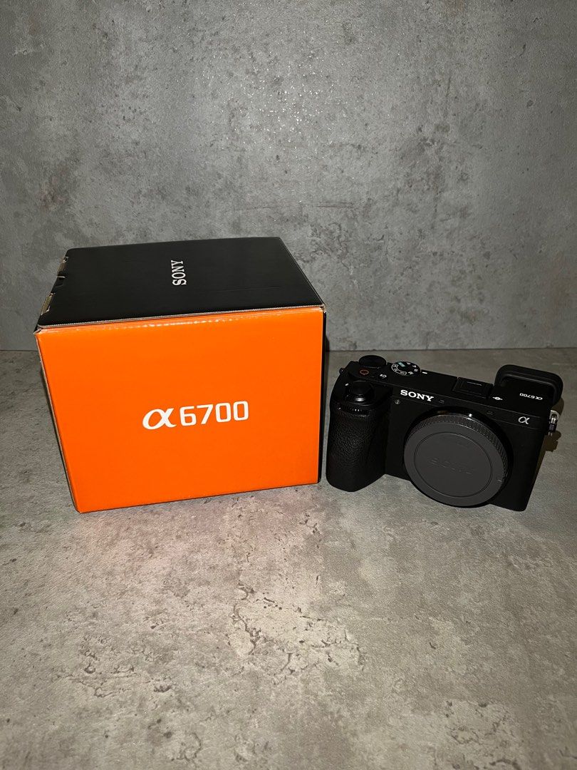mint sony a6700