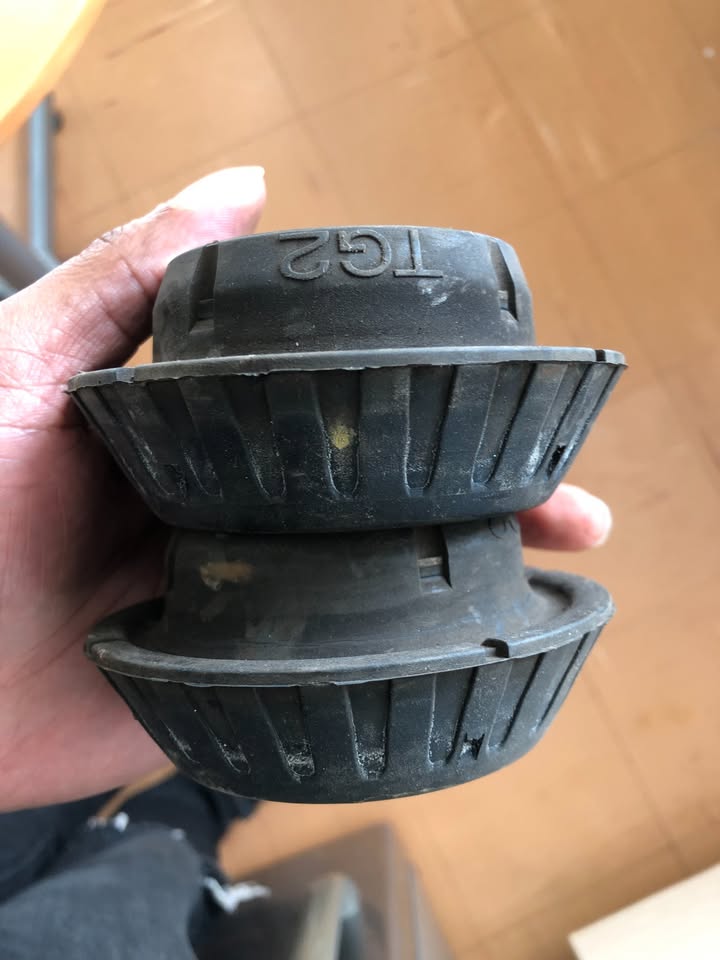 Honda Brio Shocks Mounting - Private Seller