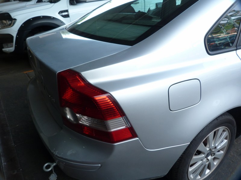 Volvo S40 2.4i Manual Silver - 2005 STRIPPING FOR SPARES - Private Seller Volvo S40 2.4i Manual Silver - 2005 STRIPPING FOR SPARES - Private Seller