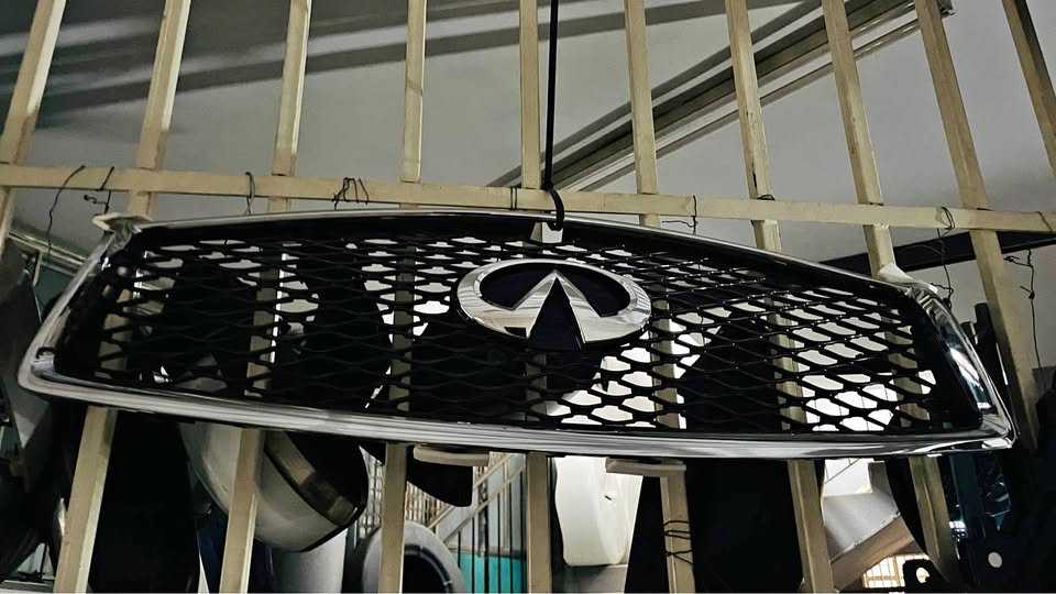Infiniti Q50/Q60 grill - Private Seller Infiniti Q50/Q60 grill - Private Seller