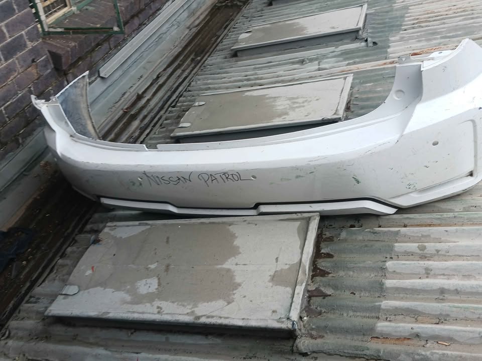 NISSAN PATROL BACK BUMPER - Private Seller NISSAN PATROL BACK BUMPER - Private Seller