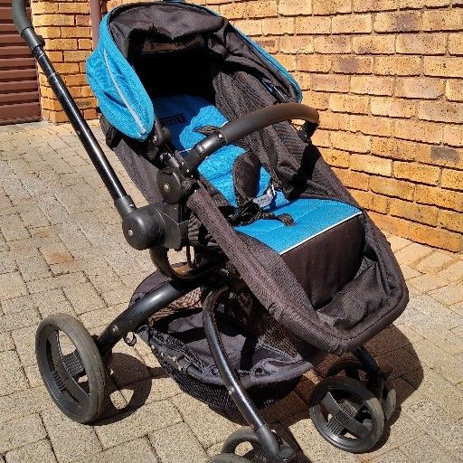 chelino twister pram