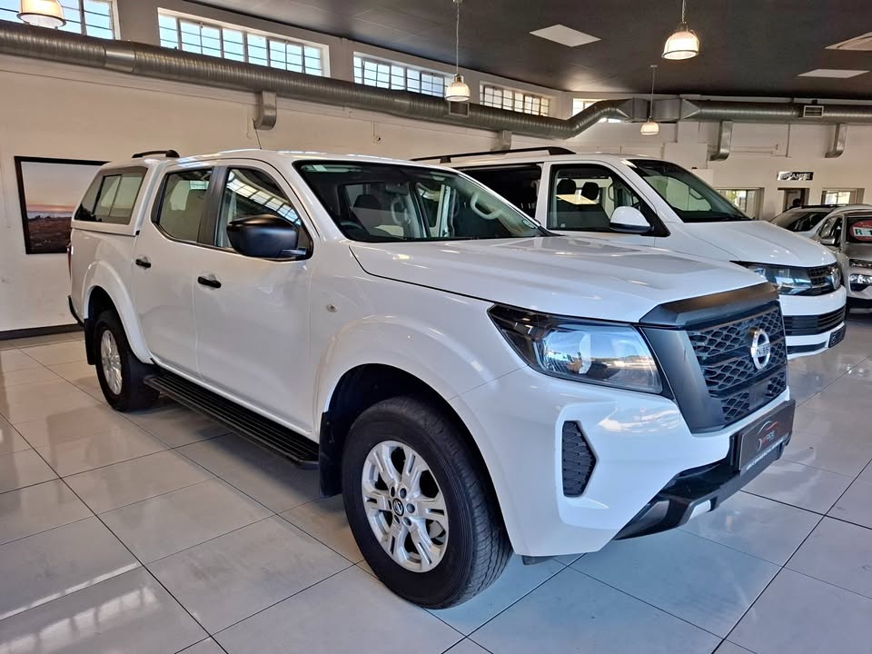 2023 Nissan Navara 2.5TDi SE Plus D/C