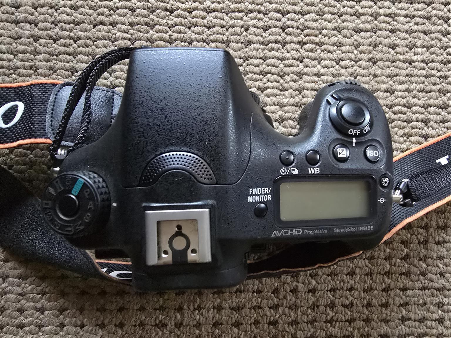 Camera Sony 77ii As good as new