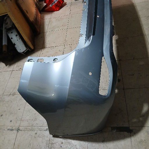 Toyota fortuner gd6 back bumper - Private Seller Toyota fortuner gd6 back bumper - Private Seller