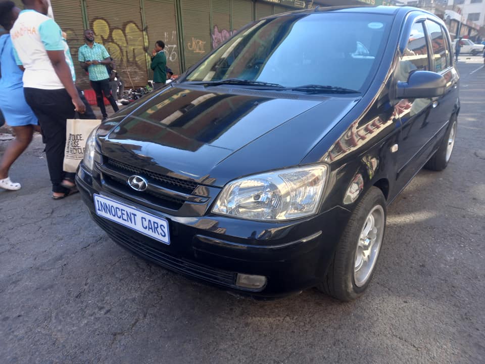 2006 HYUNDAI GETZ 1.6 PETROL, MANUAL TRANSMISSION, BLACK COLOUR