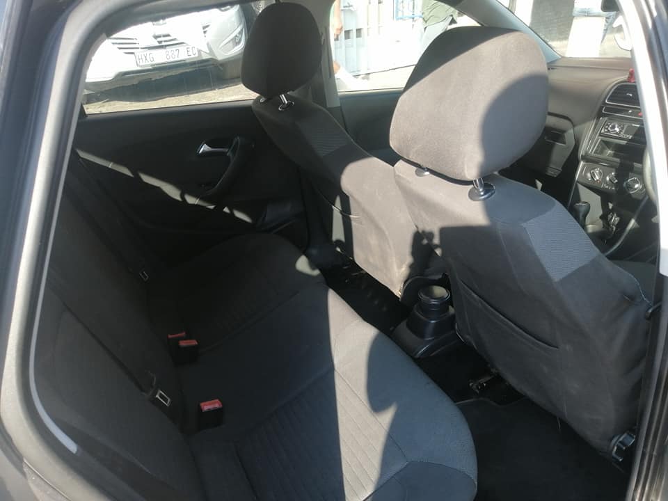 2011 VW Polo 6 86000km manual