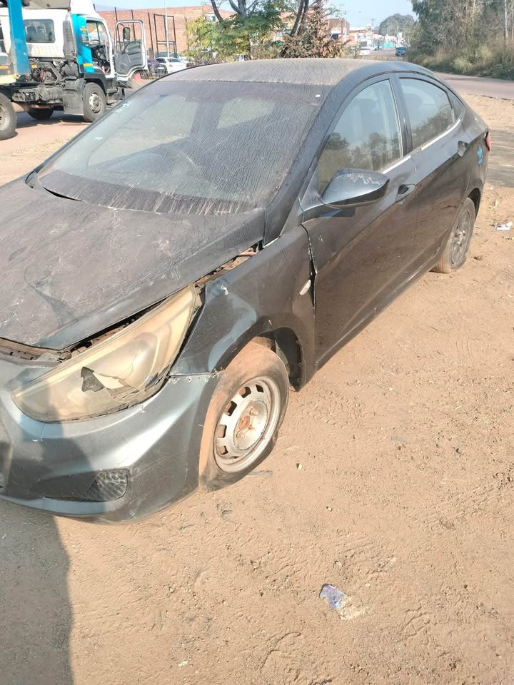 2014 HYUNDAI ACCENT 1.6 GLS FOR SPARES - Private Seller
