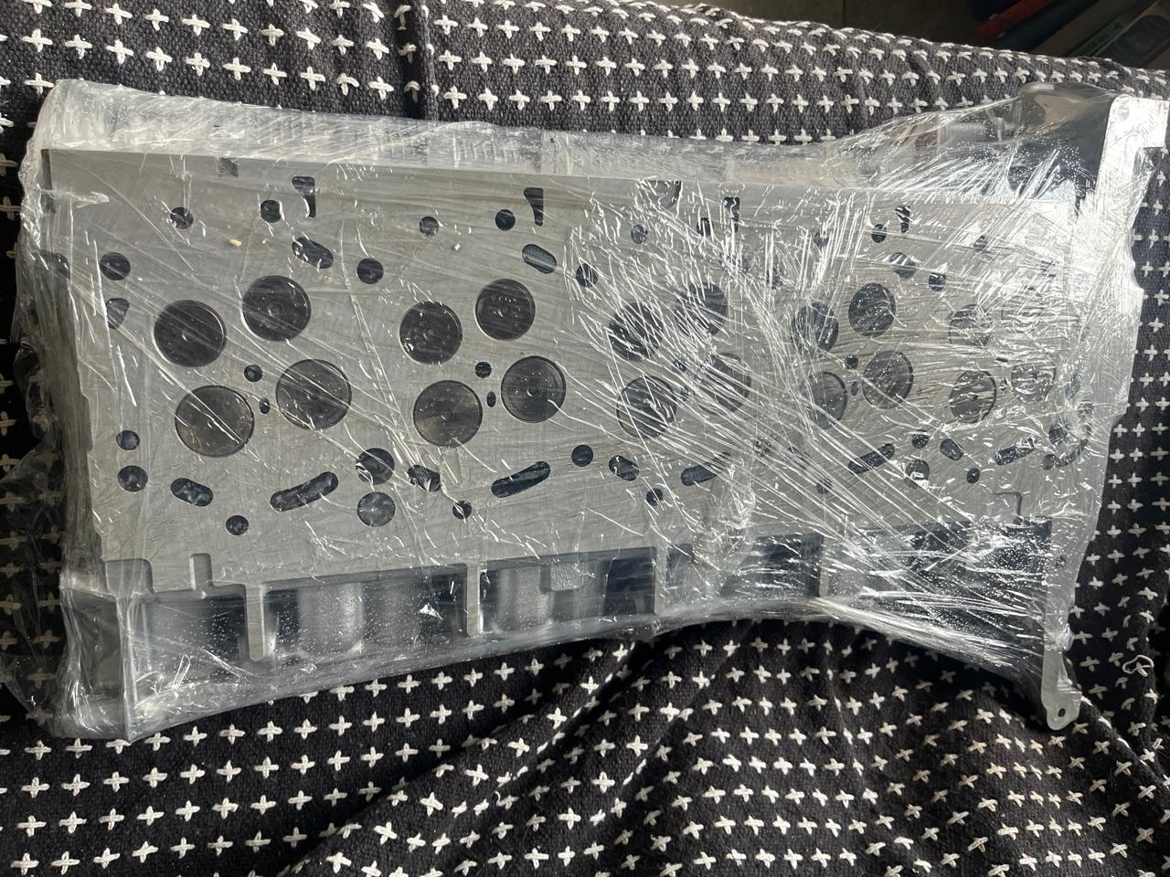 Ford Ranger 3.2 complete Cylinder head.Recon.
