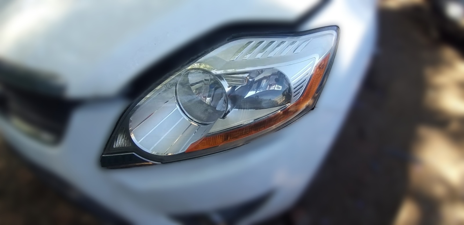 Ford Kuga 2013 Model Head Lights For Sale - Private Seller Ford Kuga 2013 Model Head Lights For Sale - Private Seller