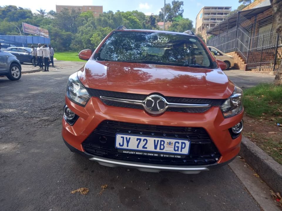 2021 BAIC x25 1.5 Petrol, Manual Transmission, Orange Color, Mileage 17000kms.