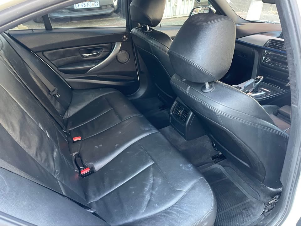 2015 BMW 320d