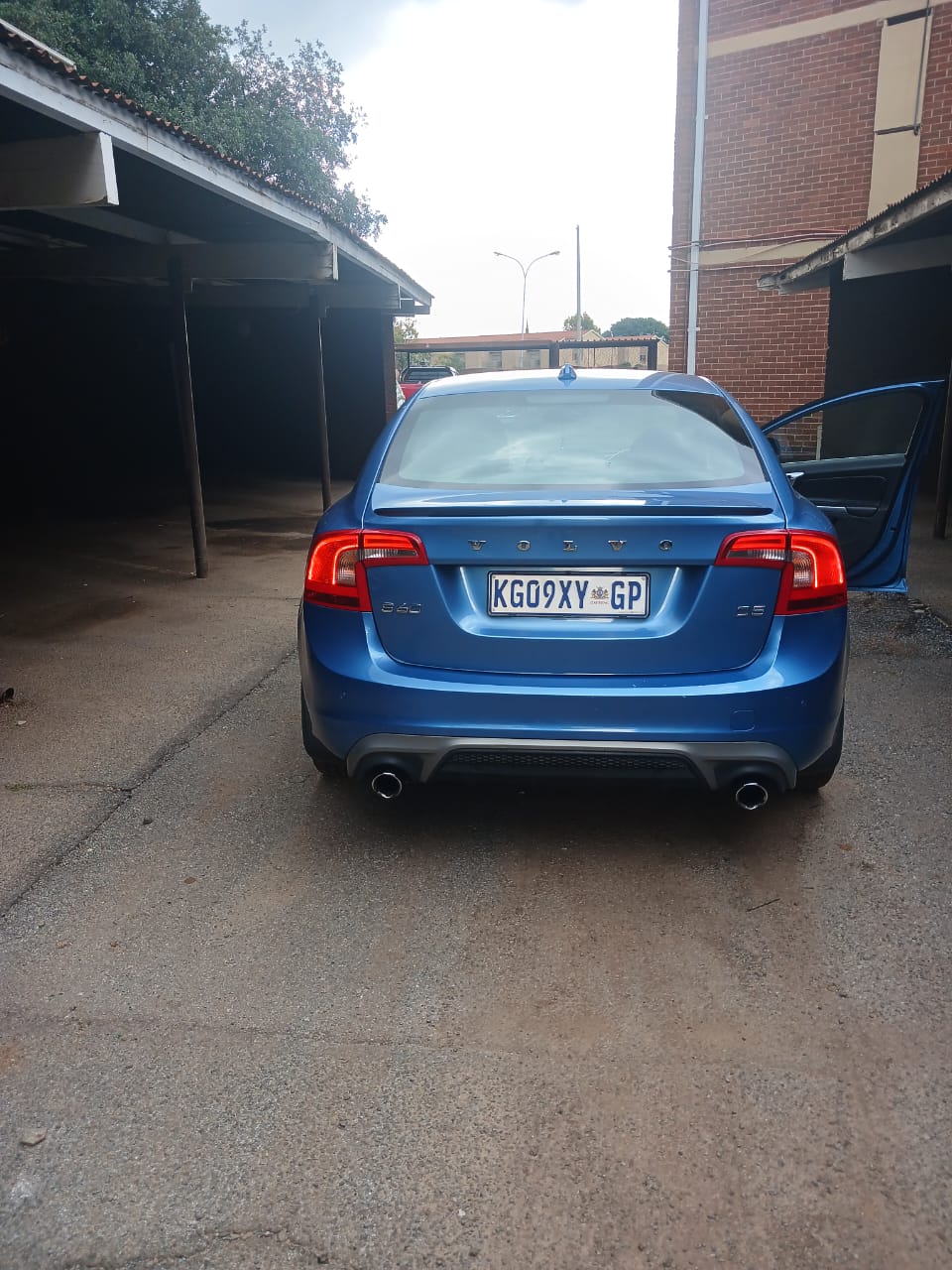 Used 2015 Volvo S60 D5 R-Design - Private Seller