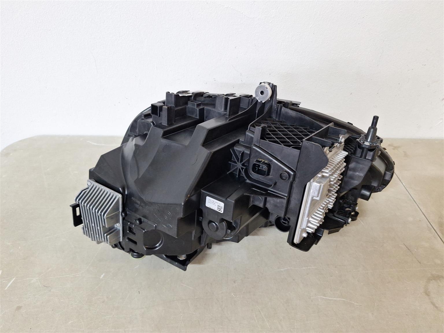 BMW 2-Series M2 G87 RHS Full LED Xenon Headlight (2022 - 2024) - Private Seller