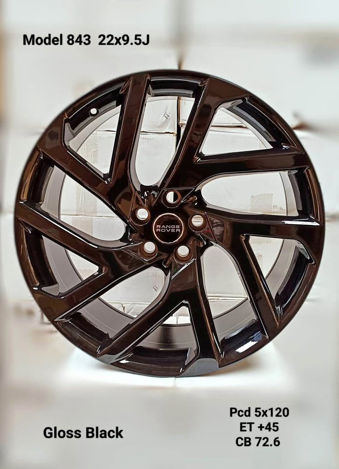 22” Range Rover wheels - Private Seller 22” Range Rover wheels - Private Seller
