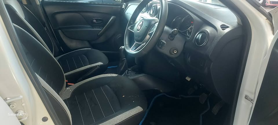 Renault Sandero T900 Stepway Manual petrol
