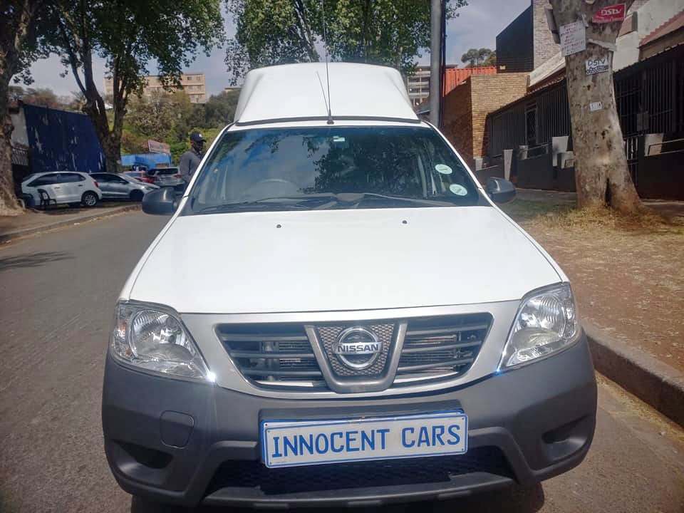 2020 NISSAN NP200 BAKKIE 1.5 ENGINE DIESEL, MANUAL, MILEAGE 82000KMS, WHITE COLOR