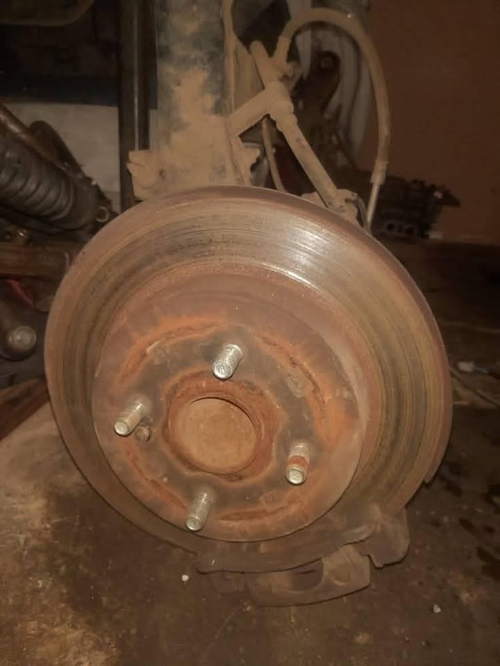 HYUNDAI ACCENT BACK SUSPENSION AVAILABLE - Private Seller