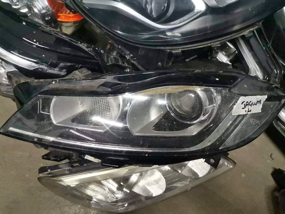 JAGUAR HEADLIGHT L At Sema Spare Centre.  Condition :Good, Used. - Private Seller