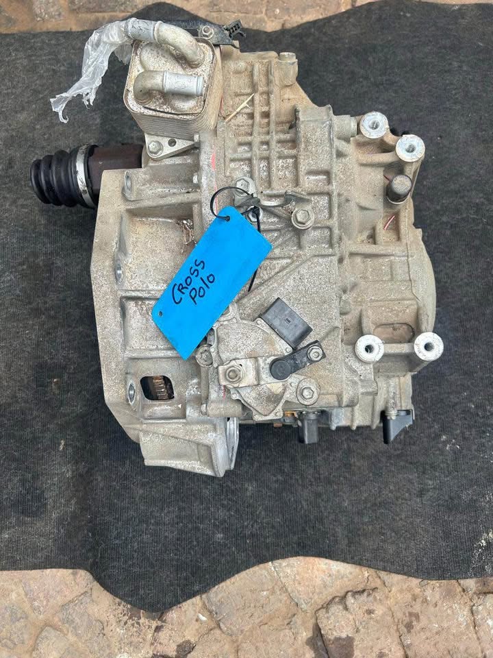 VW Cross Polo BTS 1.6 Automatic Geabox For Sale Call or Whatsapp