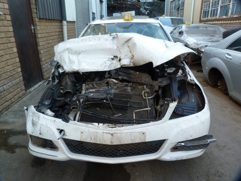 Mercedes C200 CDi Avantgarde W204 AT White - 2014 SPARESBOYZ STRIPPING FOR SPARE - Private Seller Mercedes C200 CDi Avantgarde W204 AT White - 2014 SPARESBOYZ STRIPPING FOR SPARE - Private Seller