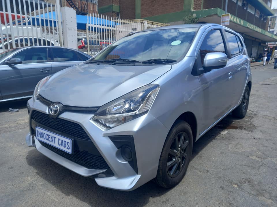 2021 TOYOTA AGYA 1.0 PETROL, MANUAL TRANSMISSION, SILVER COLOUR