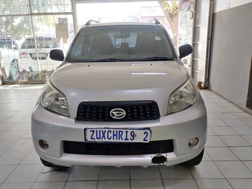 2010 DAIHATSU TERIOS 1.5 MANUAL