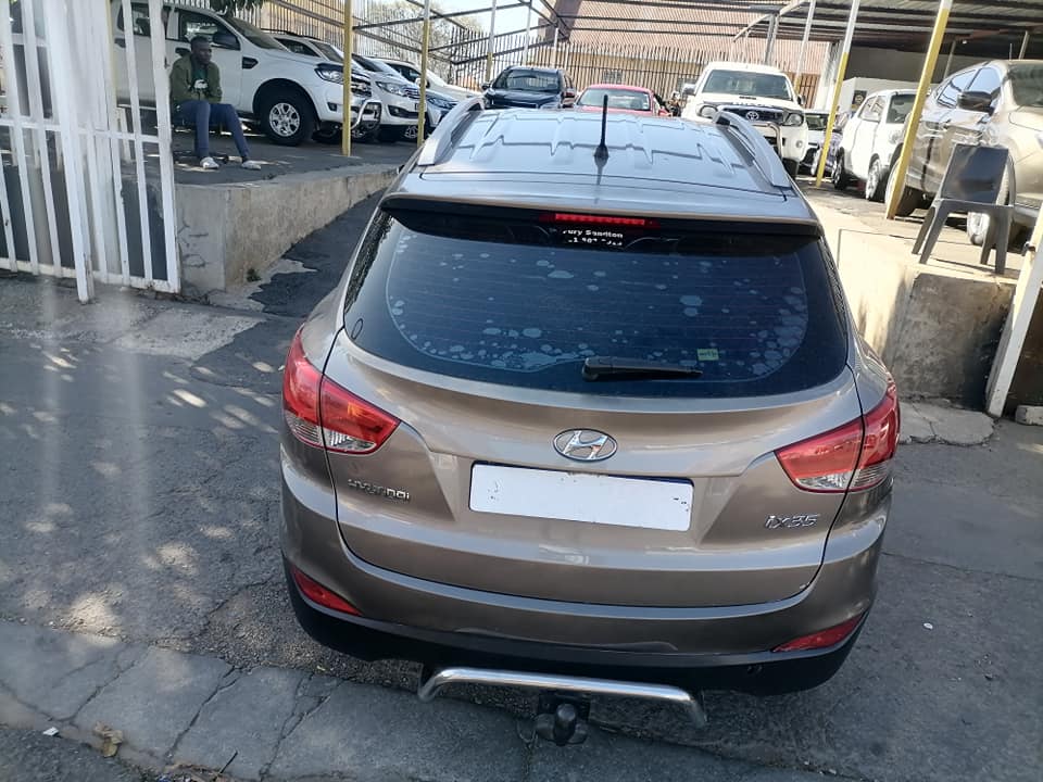 2011 Hyundai iX35 2.0 Automatic with a leather seat Spare key