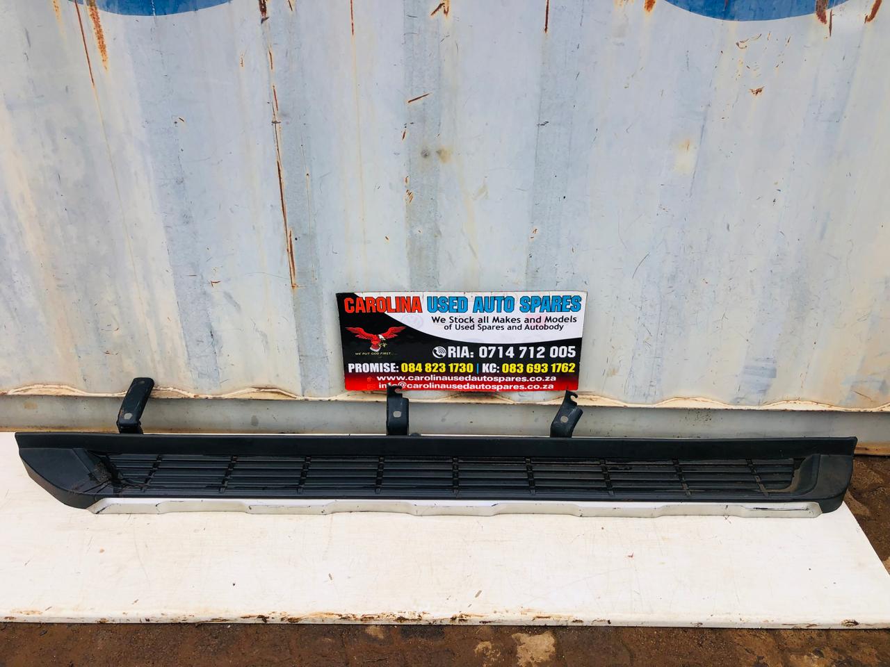 Ford Ranger T6/T7/T8 left side step (replacement) - Private Seller Ford Ranger T6/T7/T8 left side step (replacement) - Private Seller
