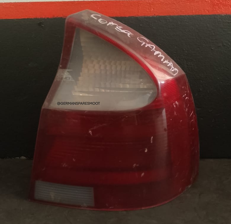 Opel Gamma 2005 Sedan Used Tail-Light - Private Seller Opel Gamma 2005 Sedan Used Tail-Light - Private Seller