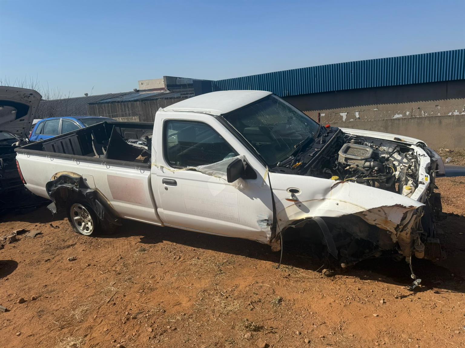 Nissan np300 hardbody breaking for parts - Private Seller