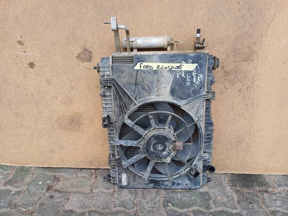 Ford EcoSport Radiator set (manual) - Private Seller Ford EcoSport Radiator set (manual) - Private Seller