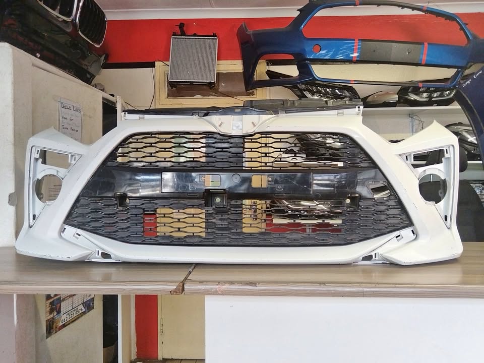 2021 TOYOTA AGYA FRONT BUMPER WITH MAIN GRILL SUPER CLEAN FOR SALE - Private Seller 2021 TOYOTA AGYA FRONT BUMPER WITH MAIN GRILL SUPER CLEAN FOR SALE - Private Seller