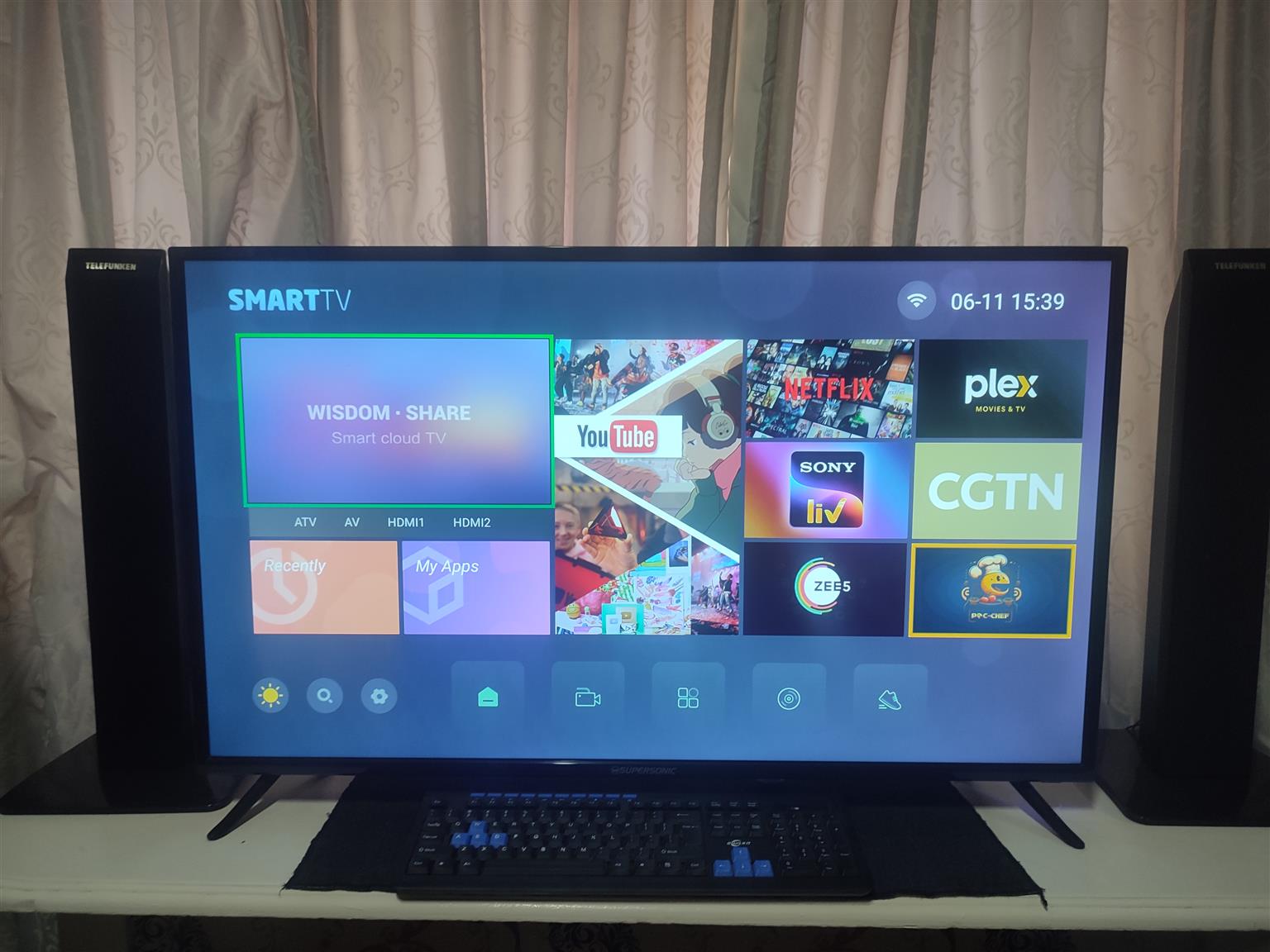 Supersonic 43 inch Smart TV Full HD Led