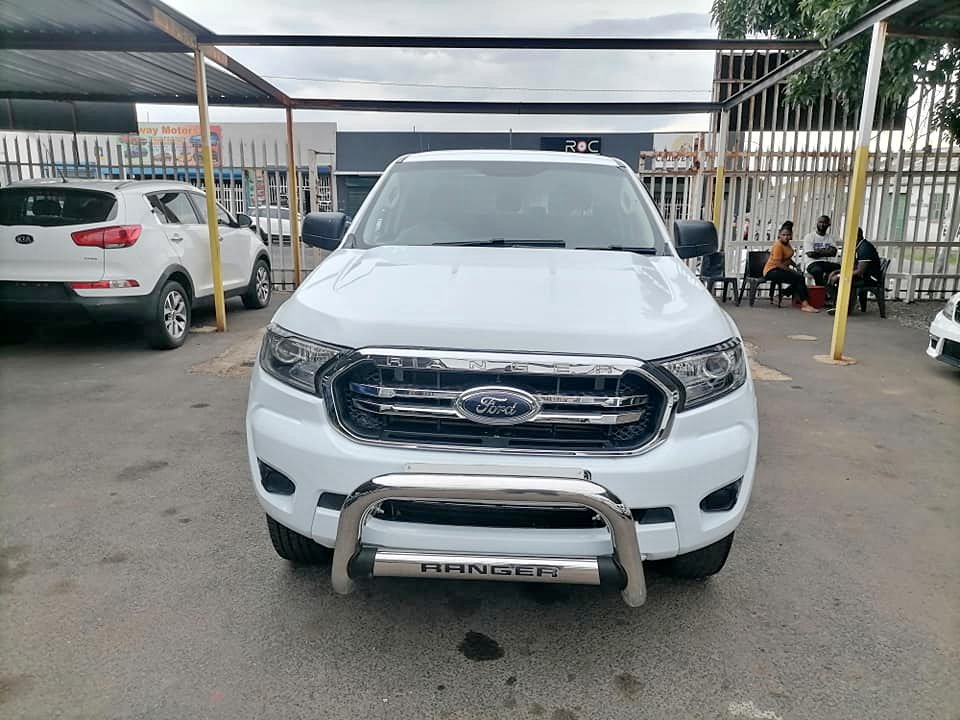 2020 Ford Ranger 2.2 6Speed Double Cab leather seat 4×4 DCI Bakkie