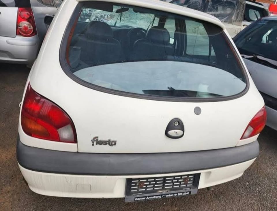 FORD FIESTA FLAIR STRIPPING FOR SPARE/PARTS