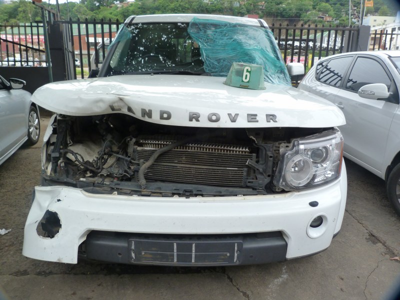 Land Rover Discovery 4 3.0 SD V6 SE AT White - 2012 - Private Seller Land Rover Discovery 4 3.0 SD V6 SE AT White - 2012 - Private Seller