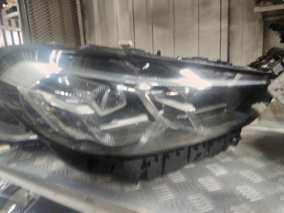 BMW X3 GO1 right headlight 2022 - Private Seller BMW X3 GO1 right headlight 2022 - Private Seller