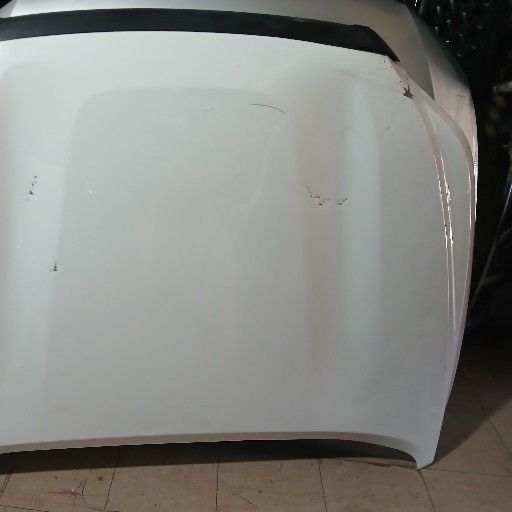 Nissan Navara bonnet - Private Seller Nissan Navara bonnet - Private Seller