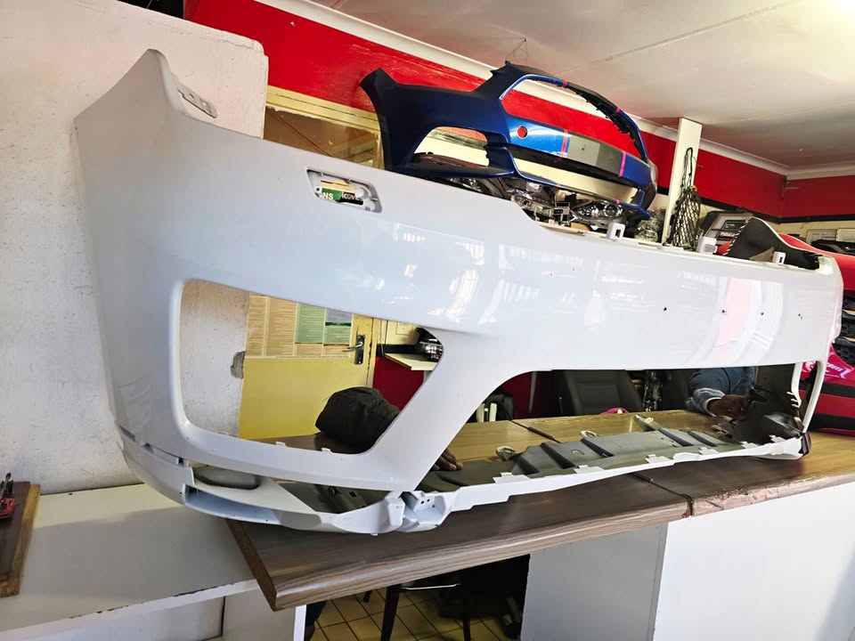 2023 LAND ROVER RANGE ROVER FRONT BUMPER