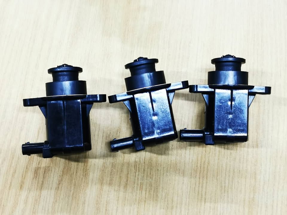 Brand new VW AUDI turbocharger solenoid valve - Private Seller Brand new VW AUDI turbocharger solenoid valve - Private Seller