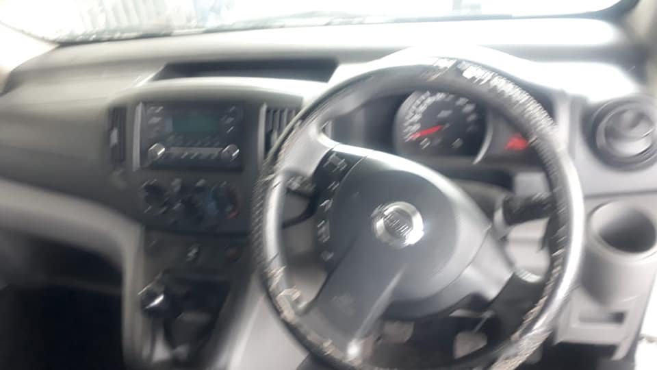 2017 NISSAN NV200 1.5 DIESEL 7SEATER MANUAL