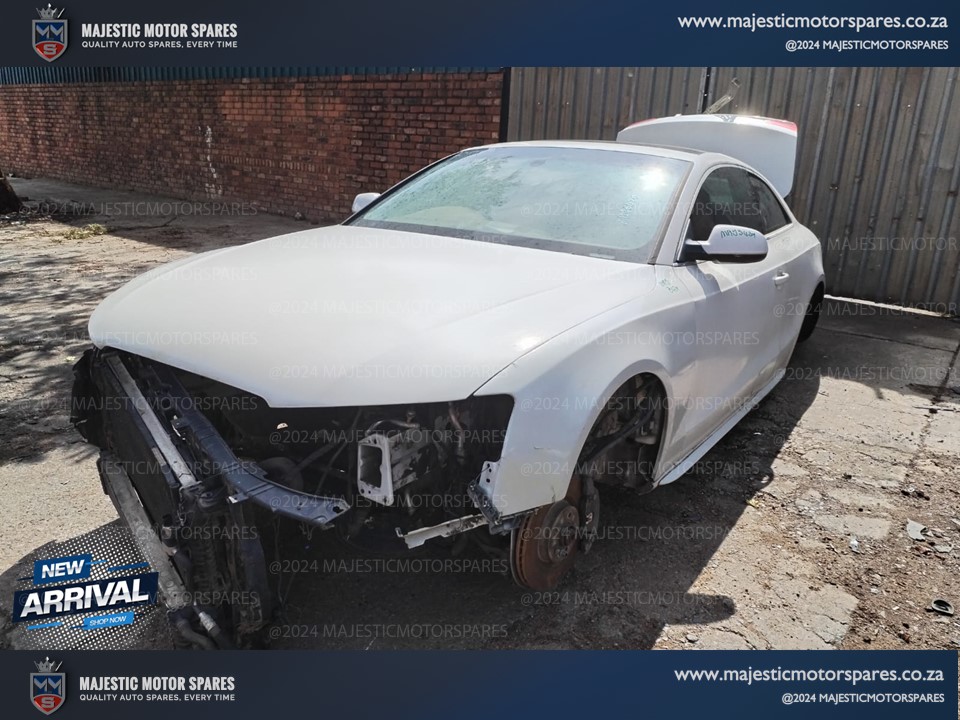 Audi A5 2012 stripping for used spares used parts