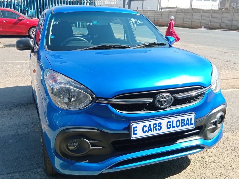 Toyota Vitz 2024