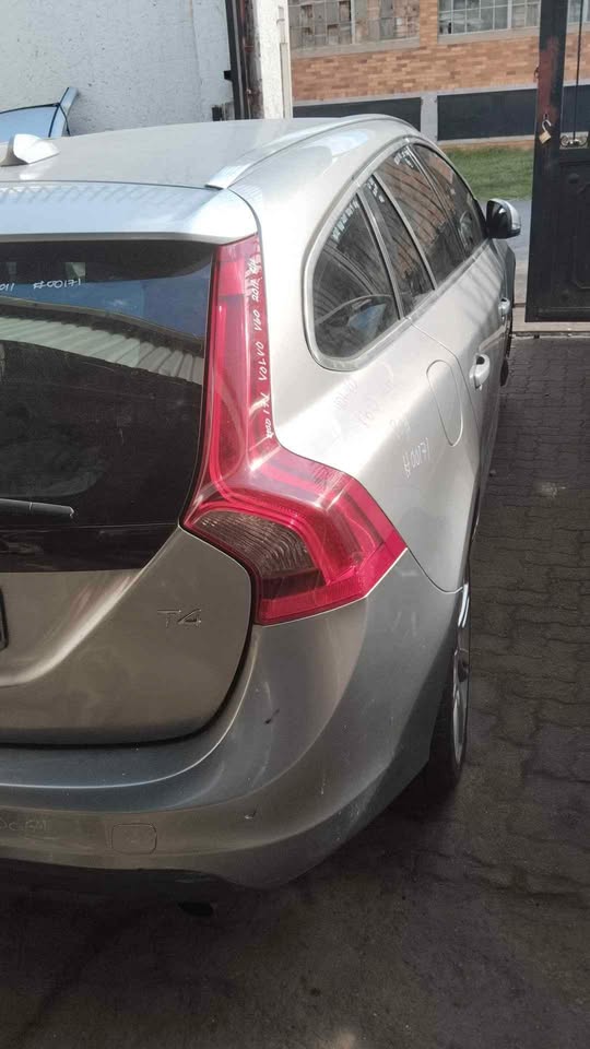 2011 Volvo v60 stripping for spares - Private Seller 2011 Volvo v60 stripping for spares - Private Seller