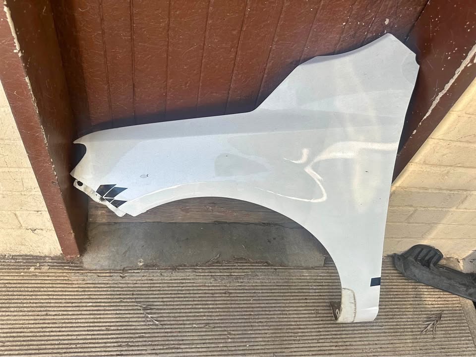 2020 Kia cerato coupe left fender - Private Seller 2020 Kia cerato coupe left fender - Private Seller