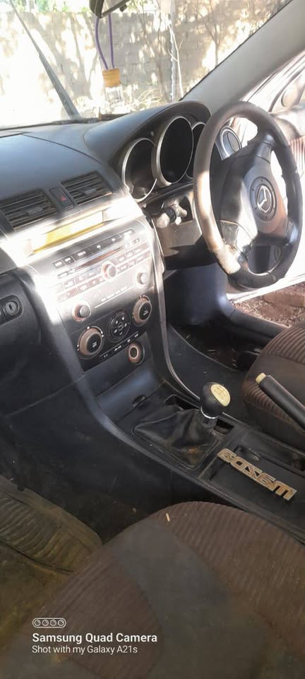 Mazda 3 2.0 LF For Stripping - Private Seller