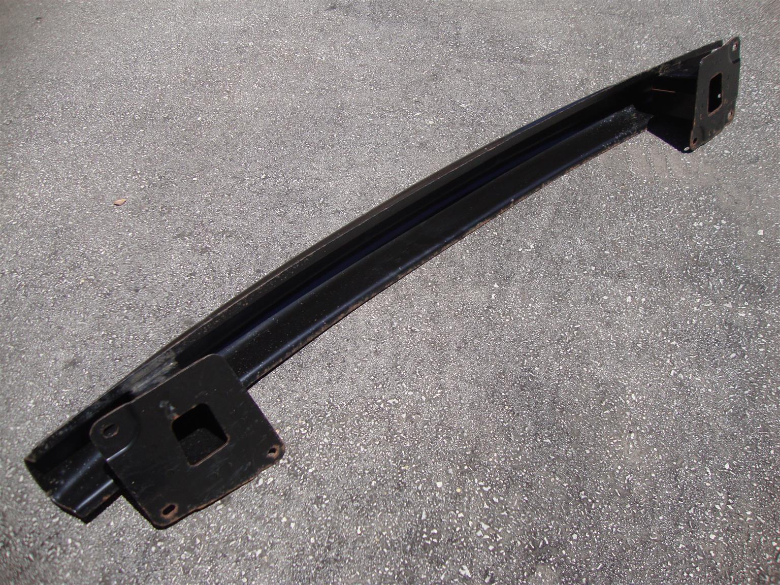 VW POLO REAR BUMPER REINFORCEMENT