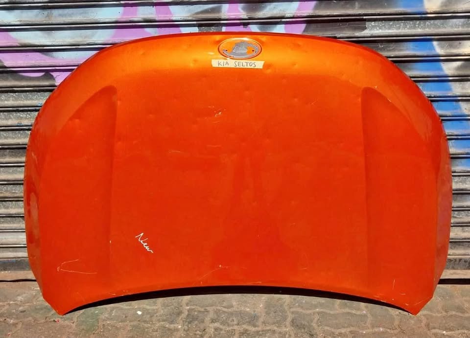Kia Seltos bonnet - Private Seller Kia Seltos bonnet - Private Seller